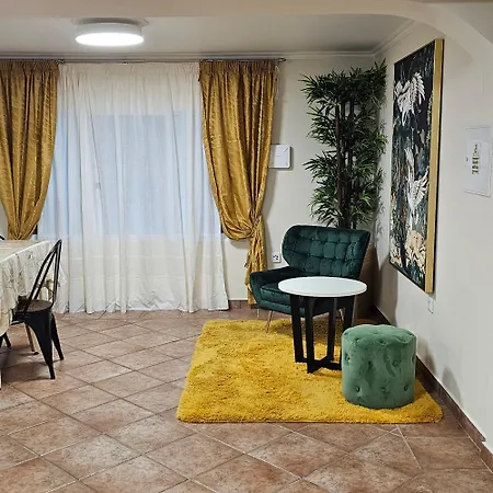 Joli Larano - Bbq In *