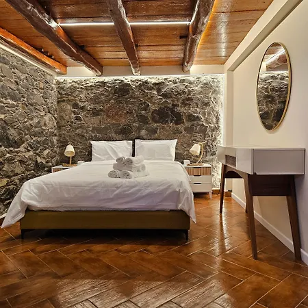 Joli Larano - Bbq In アパート *