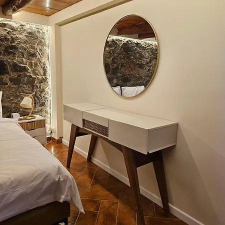 Joli Larano - Bbq In דירה