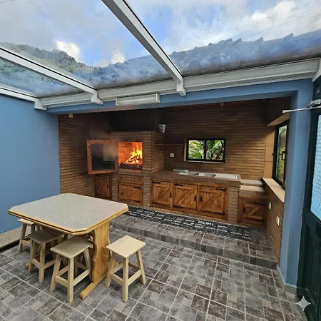 公寓 Joli Larano - Bbq In 马希库