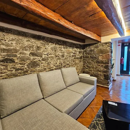 Joli Larano - Bbq In דירה *