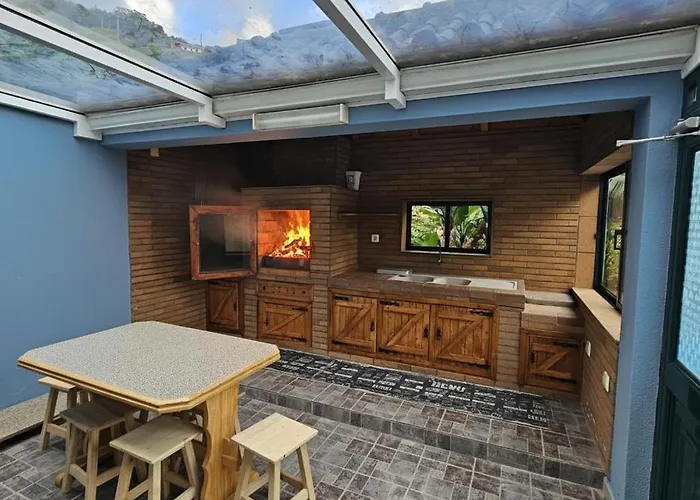 Апартаменты Joli Larano - Bbq In Машику