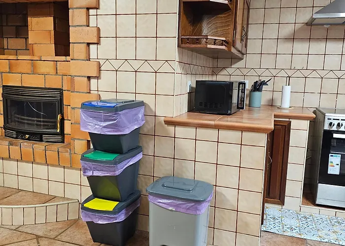 Joli Larano - Bbq In 아파트 마치코