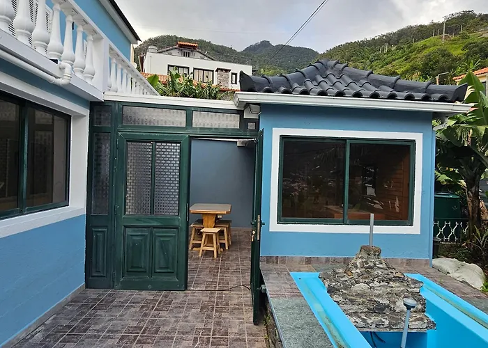 Joli Larano - Bbq In